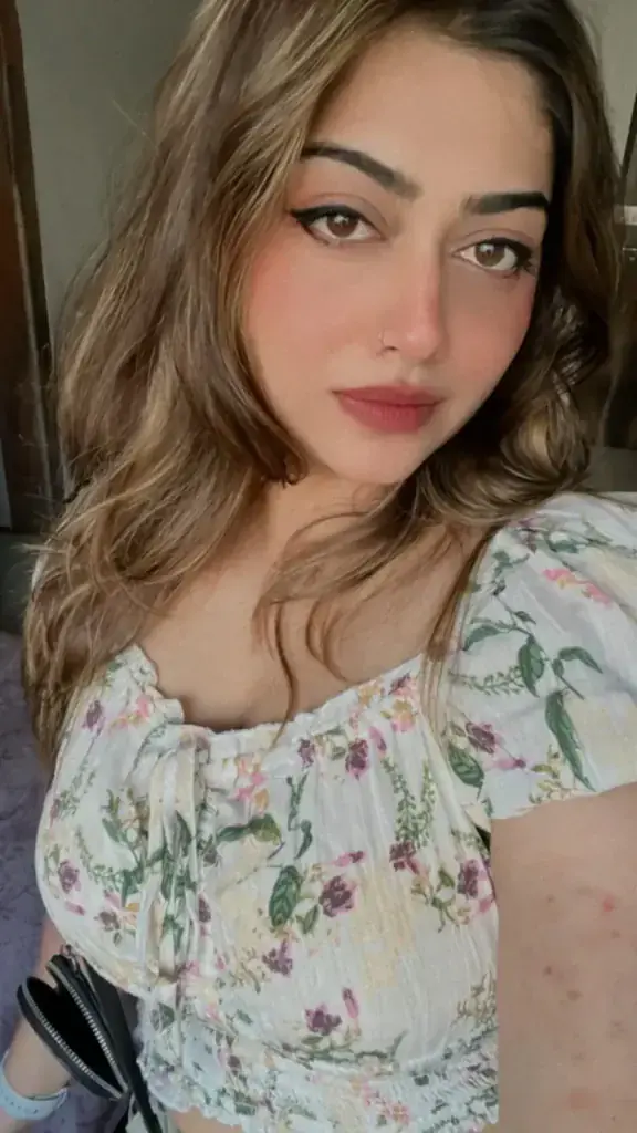 Hania Pakistani escort profile in Dubai Silicon Oasis Dubai