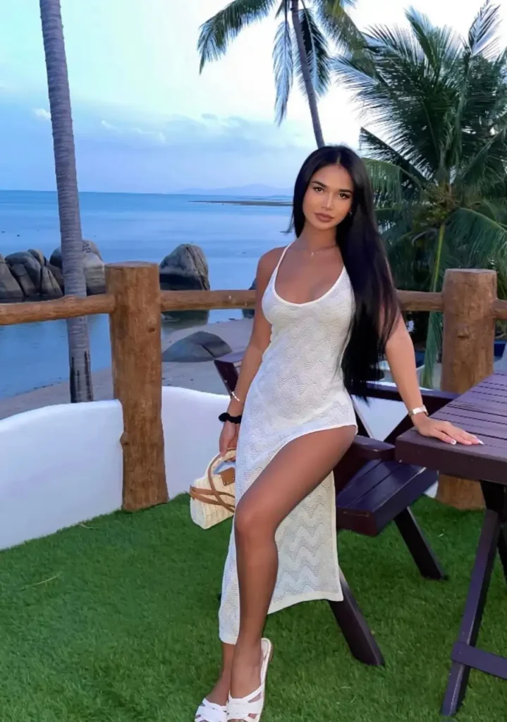 Valeria European escort profile in Dubai Creek Harbour Dubai