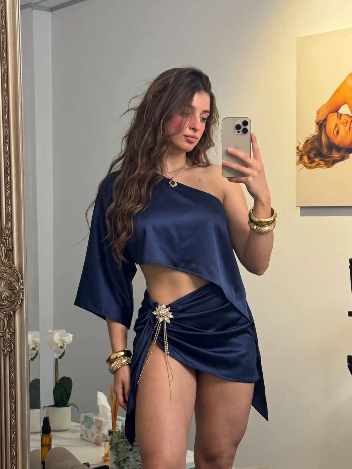 Indian escort Nidhi profile photo in City Walk Dubai
