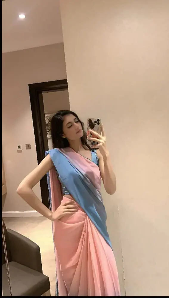 Sara Indian Escort in DIFC Dubai